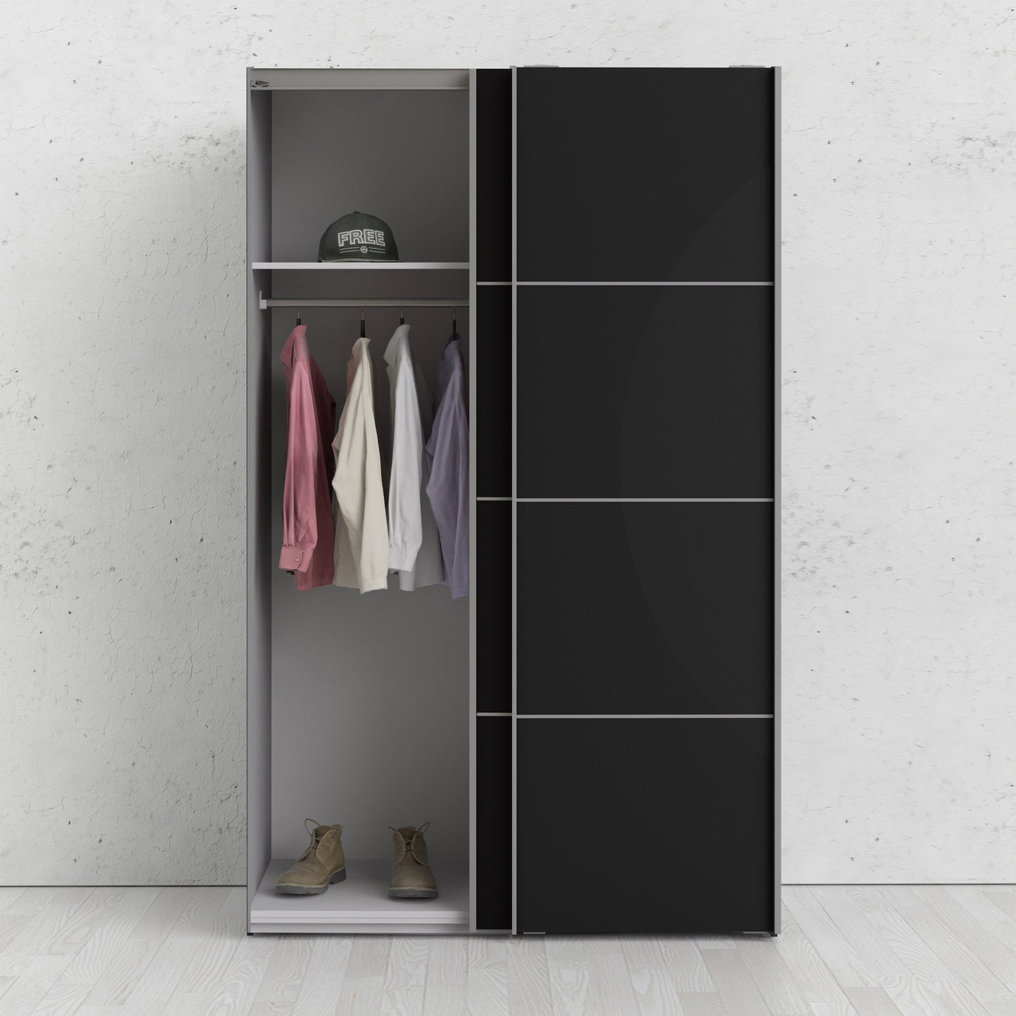 La collection « Patsy ». Armoire coulissante 120 cm en noir mat avec portes noires mates et 2 étagères