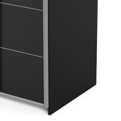 La collection « Patsy ». Armoire coulissante 120 cm en noir mat avec portes noires mates et 2 étagères