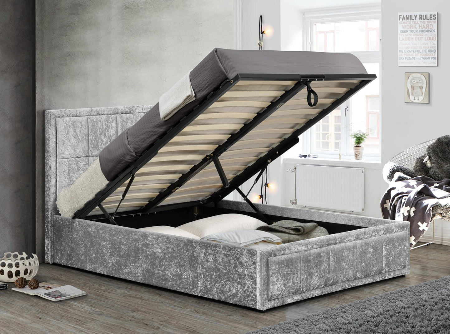 Cama tamaño king estilo otomano color plata 